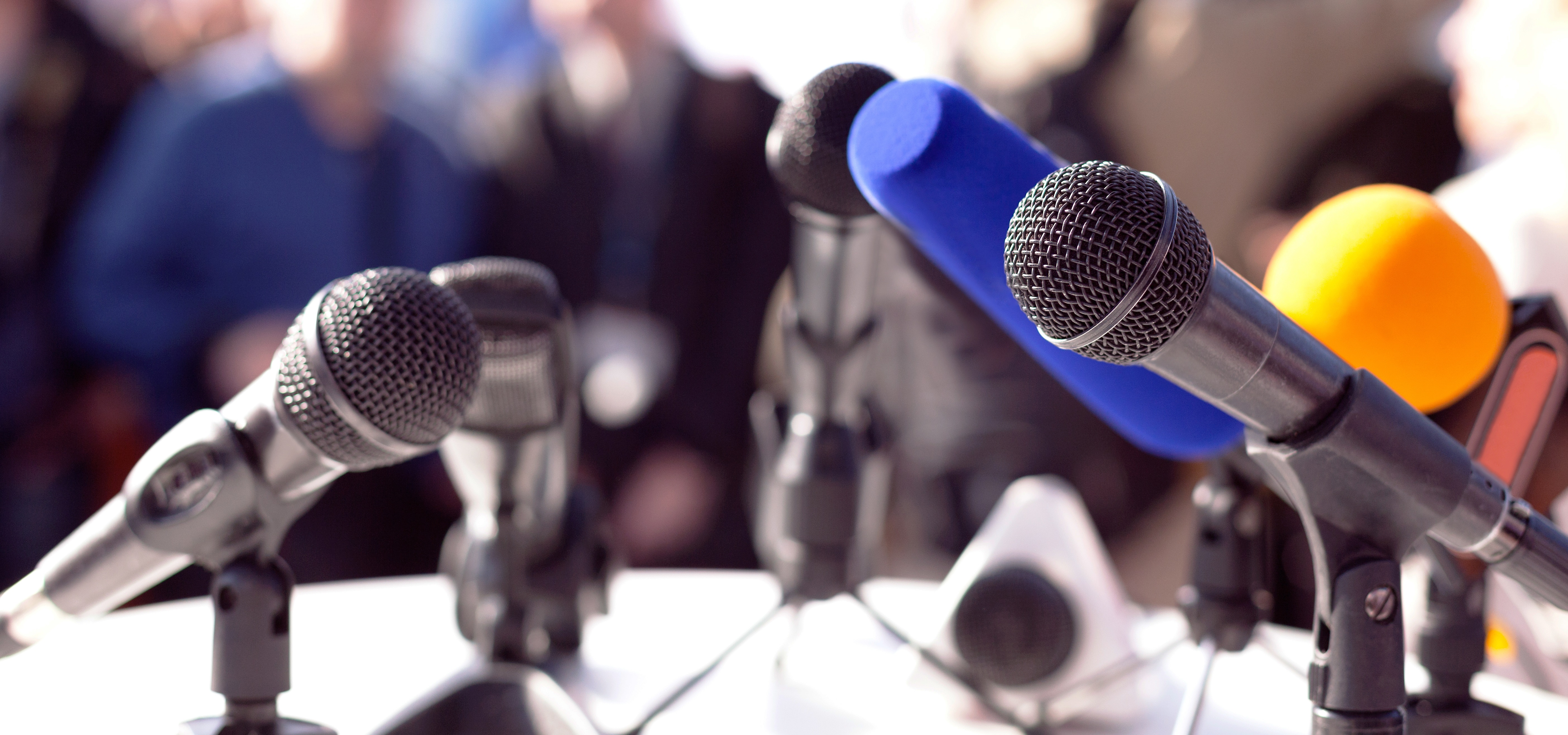 press office microphones