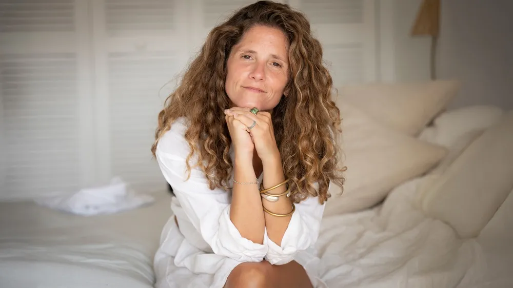 Picture of Anna living with myasthenia gravis