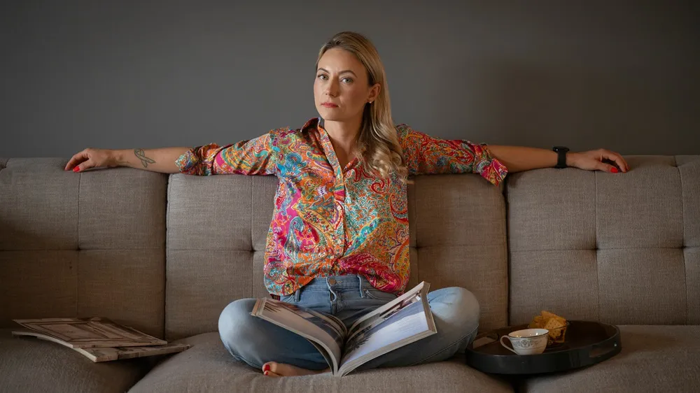 Picture of Candace living with myasthenia gravis