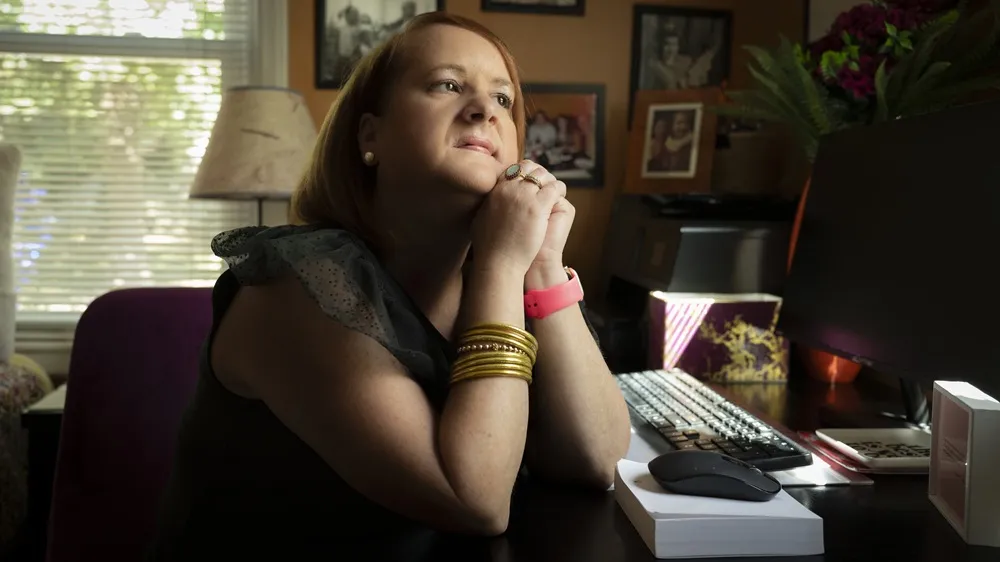 Picture of Allison, Executive Director for the Myasthenia Gravis Association, living with myasthenia gravis